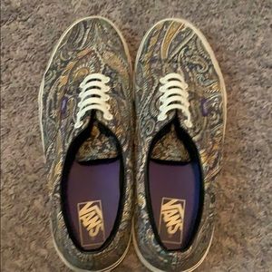 Vans paisley shoes